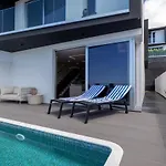 Tiz House Hébergement de vacances *