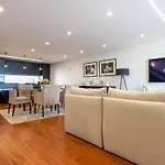 Holiday home Tiz House *
